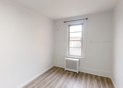 Room, Astoria Rental in NYC for $1,200 - Photo 1