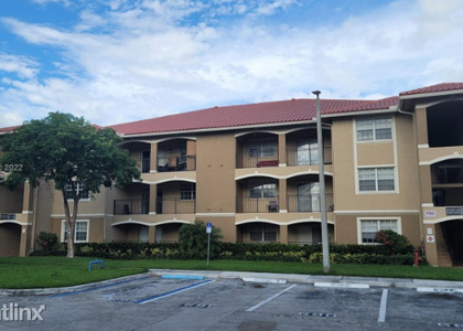 2 Bedrooms, Pembroke Lakes South Rental in Miami, FL for $2,600 - Photo 1