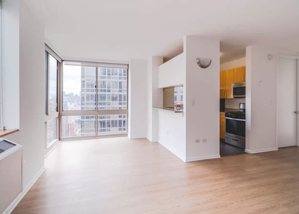 2 Bedrooms, Chelsea Rental in NYC for $7,516 - Photo 1