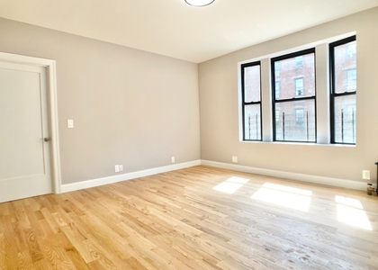 4 Bedrooms, Washington Heights Rental in NYC for $4,395 - Photo 1