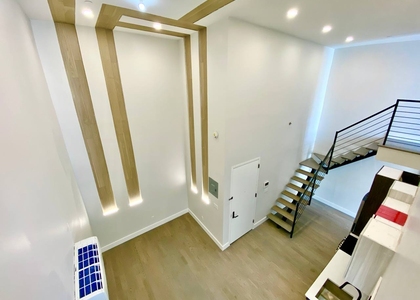 334 Evergreen Avenue - Photo 1