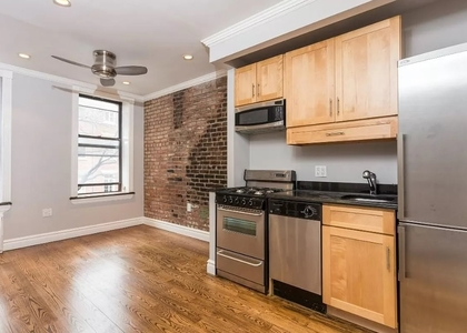 2 Bedrooms, East Village Rental in NYC for $5,395 - Photo 1