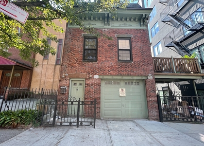 2 Bedrooms, South Slope Rental in NYC for $6,799 - Photo 1