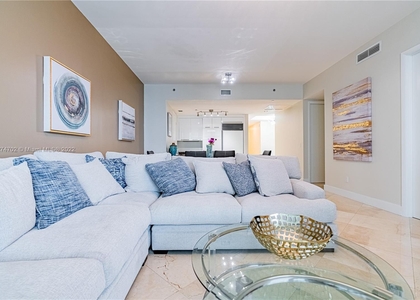 3 Bedrooms, Tatum's Ocean Beach Park Rental in Miami, FL for $9,500 - Photo 1