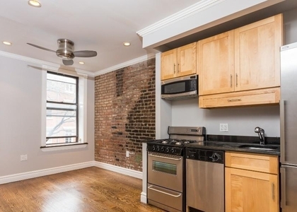 2 Bedrooms, East Village Rental in NYC for $5,395 - Photo 1