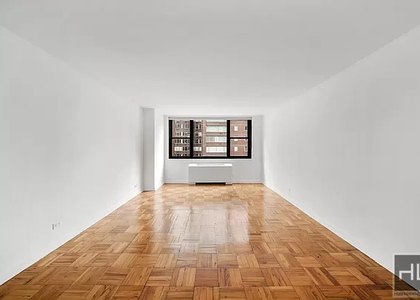 1 Bedroom, Hell's Kitchen Rental in NYC for $4,950 - Photo 1
