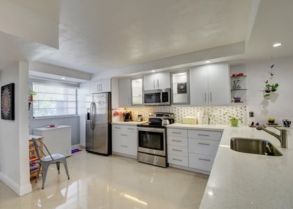 2 Bedrooms, Gables East of Boca Barwood Rental in Miami, FL for $2,450 - Photo 1
