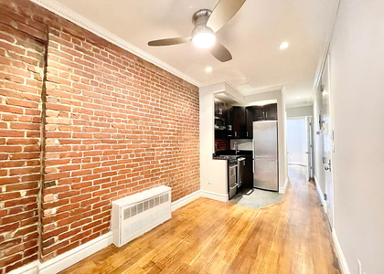 3 Bedrooms, Chelsea Rental in NYC for $6,495 - Photo 1