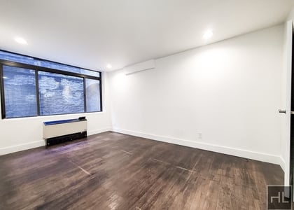 3 Bedrooms, Murray Hill Rental in NYC for $7,194 - Photo 1