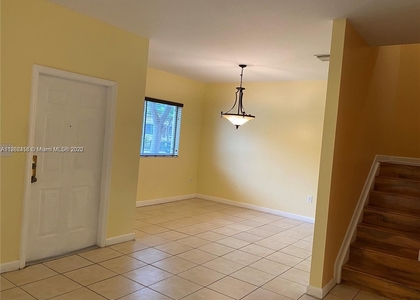4 Bedrooms, Silver Palm Homes Rental in Miami, FL for $2,800 - Photo 1