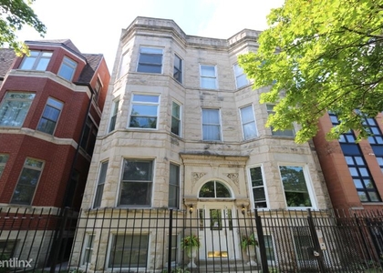3 Bedrooms, The Gap Rental in Chicago, IL for $2,400 - Photo 1