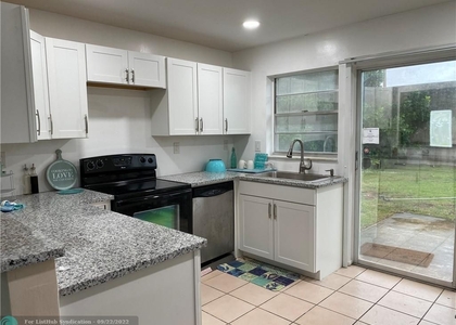 2 Bedrooms, Pompano Beach Rental in Miami, FL for $1,950 - Photo 1