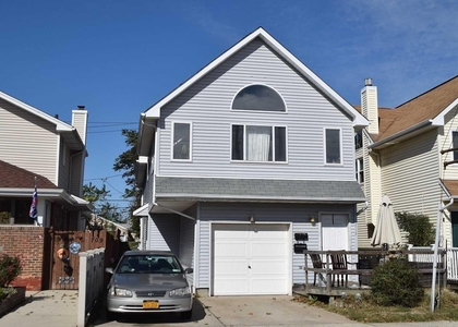 3 Bedrooms, East End South Rental in Long Island, NY for $4,500 - Photo 1