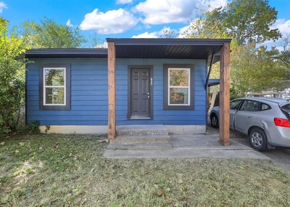 2 Bedrooms, East Grayson Rental in Sherman-Denison, TX for $1,225 - Photo 1