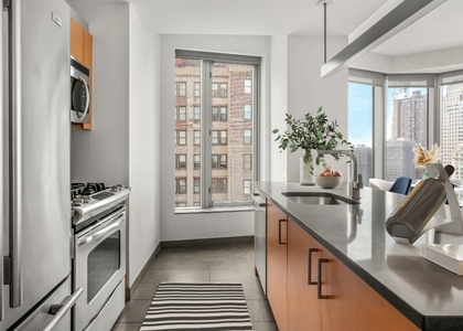 2 Bedrooms, Financial District Rental in NYC for $8,000 - Photo 1