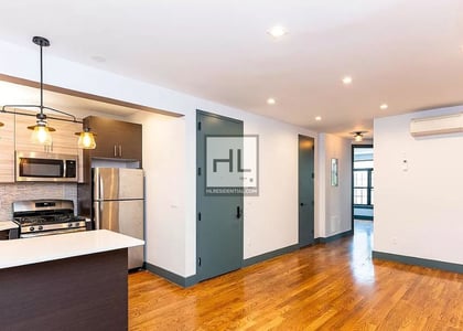 4 Bedrooms, Williamsburg Rental in NYC for $7,995 - Photo 1