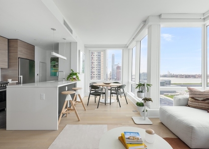 2 Bedrooms, Hudson Yards Rental in NYC for $7,400 - Photo 1