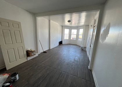 4 Bedrooms, East Tremont Rental in NYC for $3,200 - Photo 1