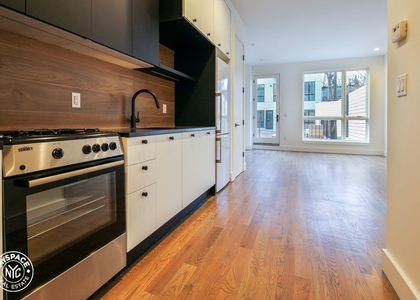 1 Bedroom, Bushwick Rental in NYC for $2,899 - Photo 1