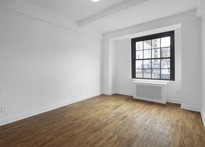 2 Bedrooms, Inwood Rental in NYC for $2,450 - Photo 1
