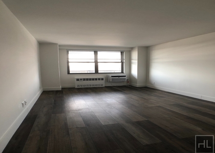 3 Bedrooms, Forest Hills Rental in NYC for $4,335 - Photo 1