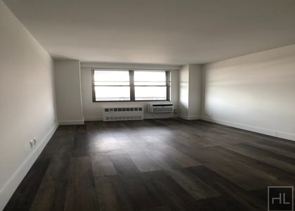 2 Bedrooms, Forest Hills Rental in NYC for $4,090 - Photo 1