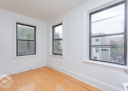 2 Bedrooms, Crown Heights Rental in NYC for $2,450 - Photo 1