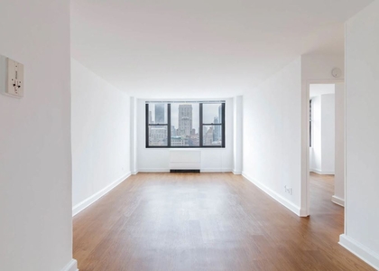 3 Bedrooms, Turtle Bay Rental in NYC for $5,500 - Photo 1