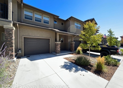 2 Bedrooms, Carson City Rental in Carson City, NV for $1,900 - Photo 1