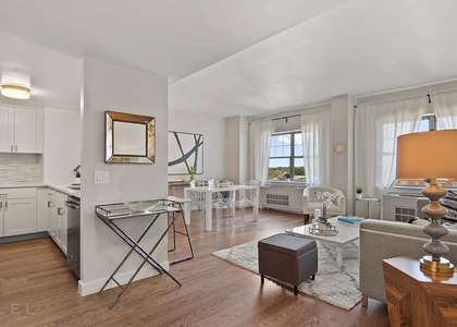 1 Bedroom, Kew Gardens Hills Rental in NYC for $2,400 - Photo 1
