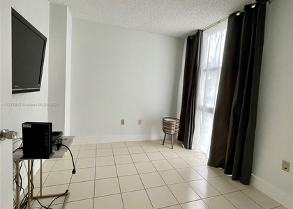 2 Bedrooms, Biscayne Yacht & Country Club Rental in Miami, FL for $2,700 - Photo 1
