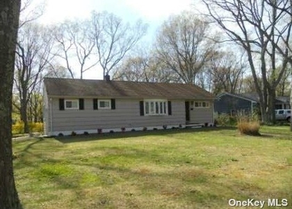 2 Bedrooms, Patchogue Rental in Long Island, NY for $2,900 - Photo 1