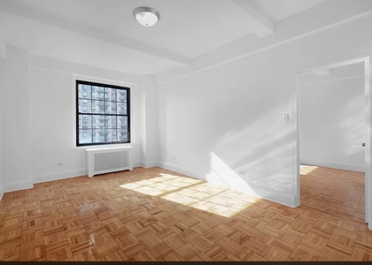 1 Bedroom, Lincoln Square Rental in NYC for $3,600 - Photo 1