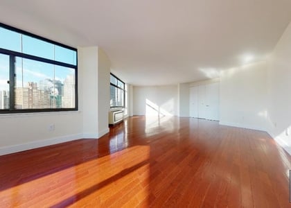 4 Bedrooms, Turtle Bay Rental in NYC for $17,750 - Photo 1