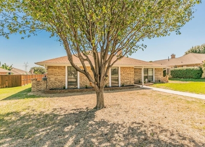 3 Bedrooms, The Highlands Rental in Denton-Lewisville, TX for $2,495 - Photo 1