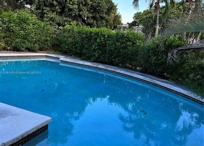 1 Bedroom, Oriole Gardens Rental in Miami, FL for $1,000 - Photo 1