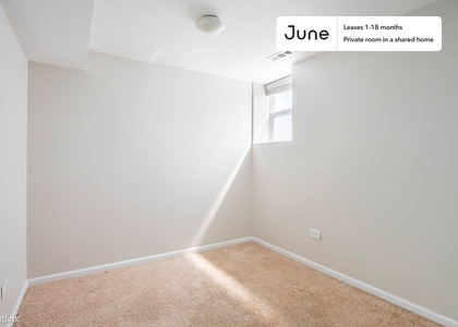 Room, Logan Square Rental in Chicago, IL for $1,125 - Photo 1