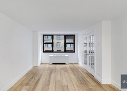 1 Bedroom, Hell's Kitchen Rental in NYC for $4,650 - Photo 1