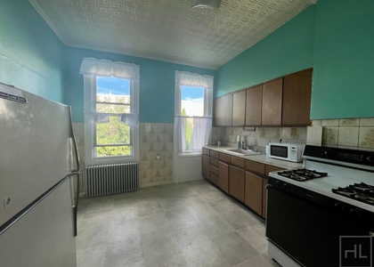 2 Bedrooms, Ridgewood Rental in NYC for $1,950 - Photo 1