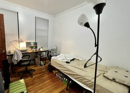 2 Bedrooms, Yorkville Rental in NYC for $3,050 - Photo 1