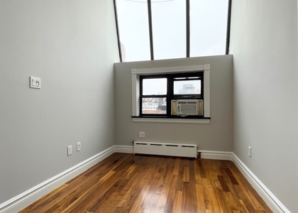 2 Bedrooms, West Village Rental in NYC for $5,795 - Photo 1