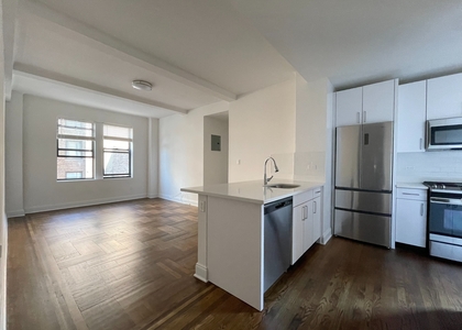 2 Bedrooms, Lincoln Square Rental in NYC for $7,100 - Photo 1