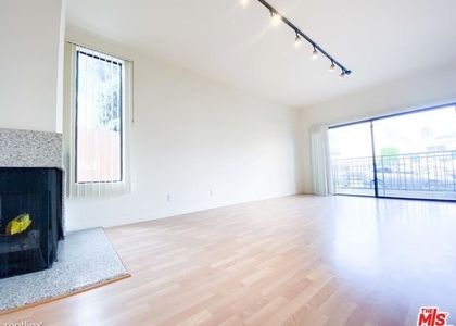 3 Bedrooms, Wilshire-Montana Rental in Los Angeles, CA for $6,000 - Photo 1