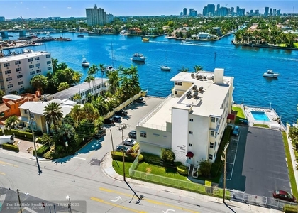 2 Bedrooms, Central Beach Rental in Miami, FL for $2,800 - Photo 1
