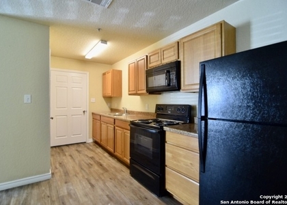 2 Bedrooms, Lackland Terrace Rental in San Antonio, TX for $895 - Photo 1