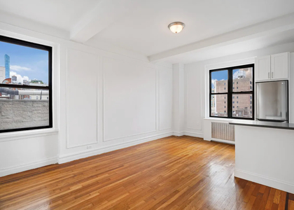 1 Bedroom, Chelsea Rental in NYC for $5,300 - Photo 1
