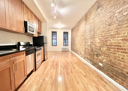 1 Bedroom, Yorkville Rental in NYC for $2,786 - Photo 1