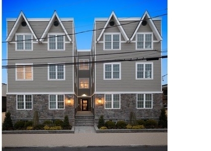2 Bedrooms, Woodmere Rental in Long Island, NY for $3,010 - Photo 1