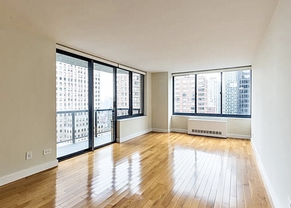 W 48th St - Photo 1