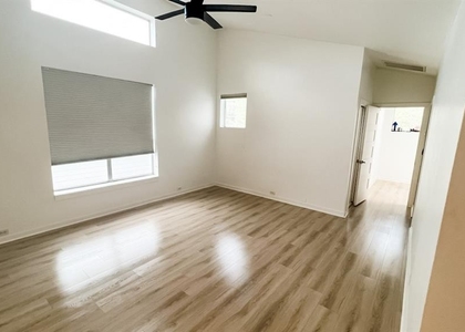 2 Bedrooms, Peak's Addition Rental in Dallas for $3,200 - Photo 1